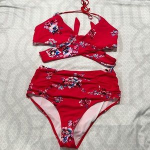 DONATED Swimsuit 2 Piece Red/floral